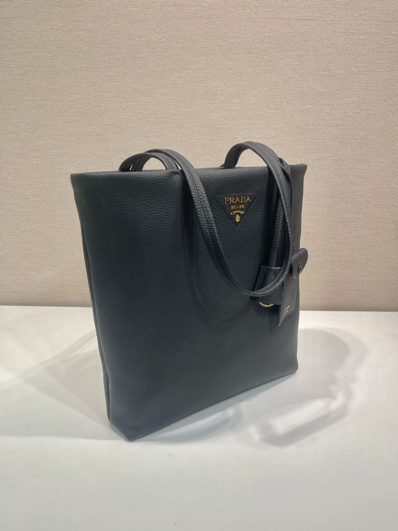 Pra*a tote bags